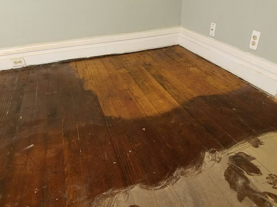 How To Remove Sac From Wood Fast, Removing Varnish From Hardwood Floors Without Sanding
