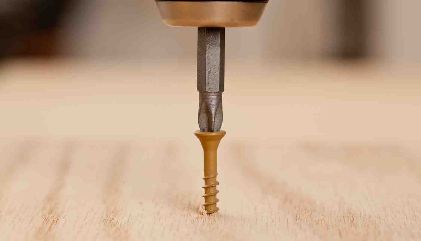 How to Screw into Wood Without Drill