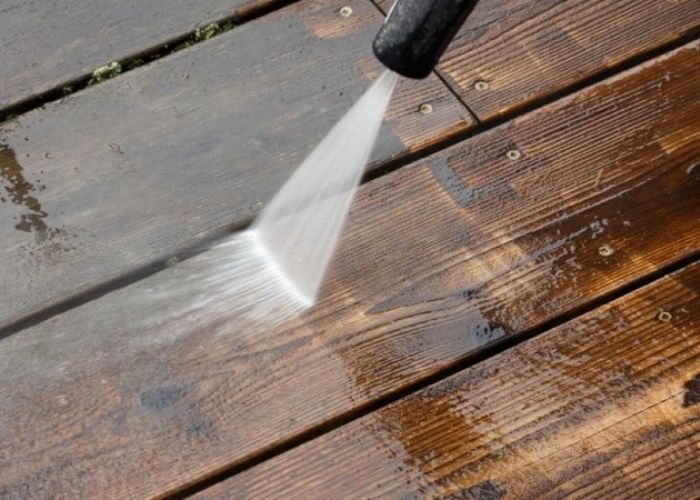 Best Paint Remover for Wood Deck
