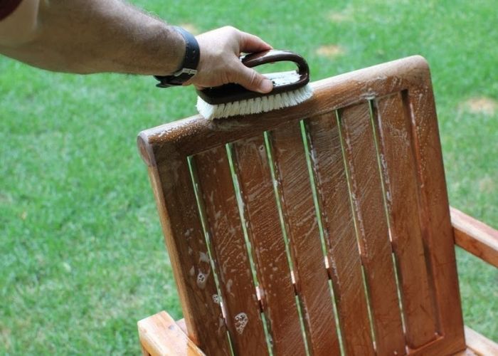 Sealing Painted Wood for Outdoor Use