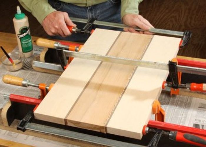 Best Wood Glue for Cutting Boards