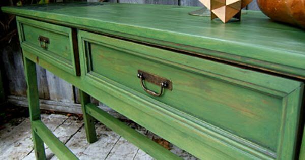 Can You Stain Green Wood