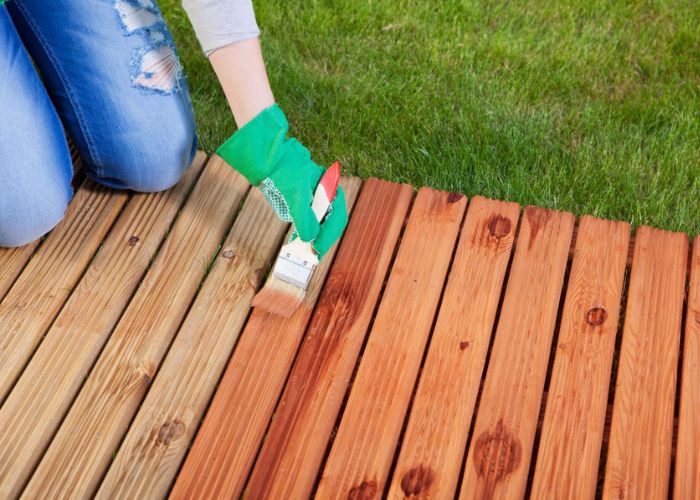 Steps to Seal the Wooden Deck Boards