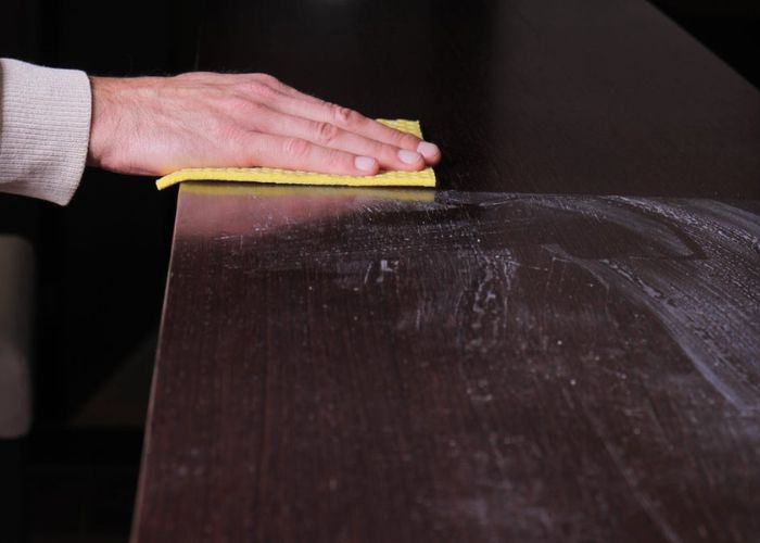 How to Use Liquid Sandpaper In 5 Easy Steps