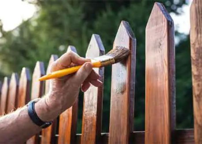 How to Finish Cedar Wood for Outdoors