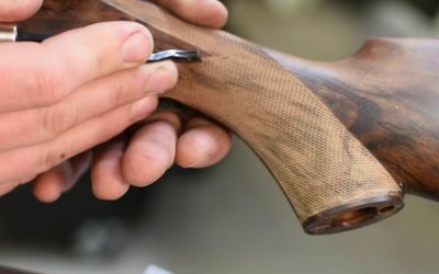 How to Make Scratch Repairs on Your Old Gun Stock?